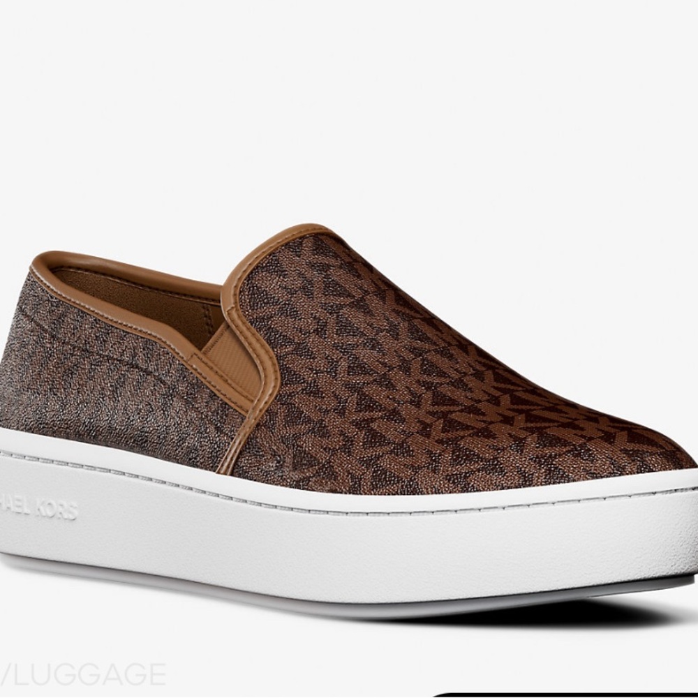 Michael Kors Women’s Teddi Signature Logo Slip-On Sneaker Size 8